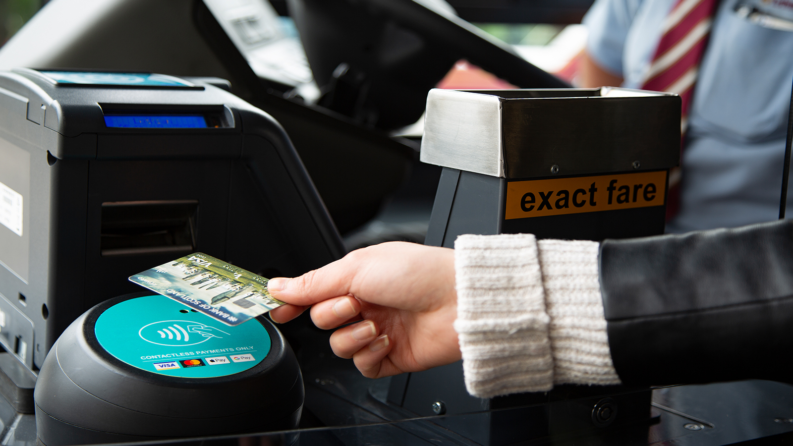 Lothian introduces weekly capping on contactless Lothian Buses