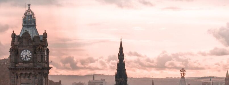 The Edinburgh skyline, featuring the Balmoral Hotel Clock. Photo by Alex Azabache.