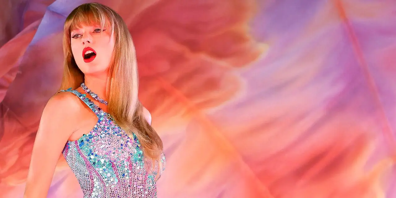 Taylor Swift on stage.