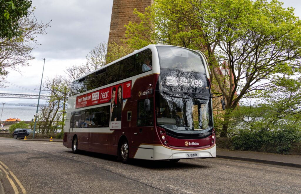 Connections to Edinburgh city centre with Cruiselink X99